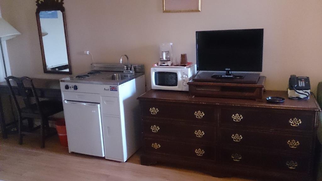 Coniston Richard Lake Motel מראה חיצוני תמונה