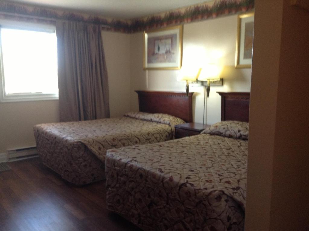 Coniston Richard Lake Motel חדר תמונה
